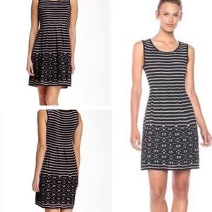 ✔️ Max Studio Black & White Striped Sleeveless Dress for Work Size S Like New ✔️